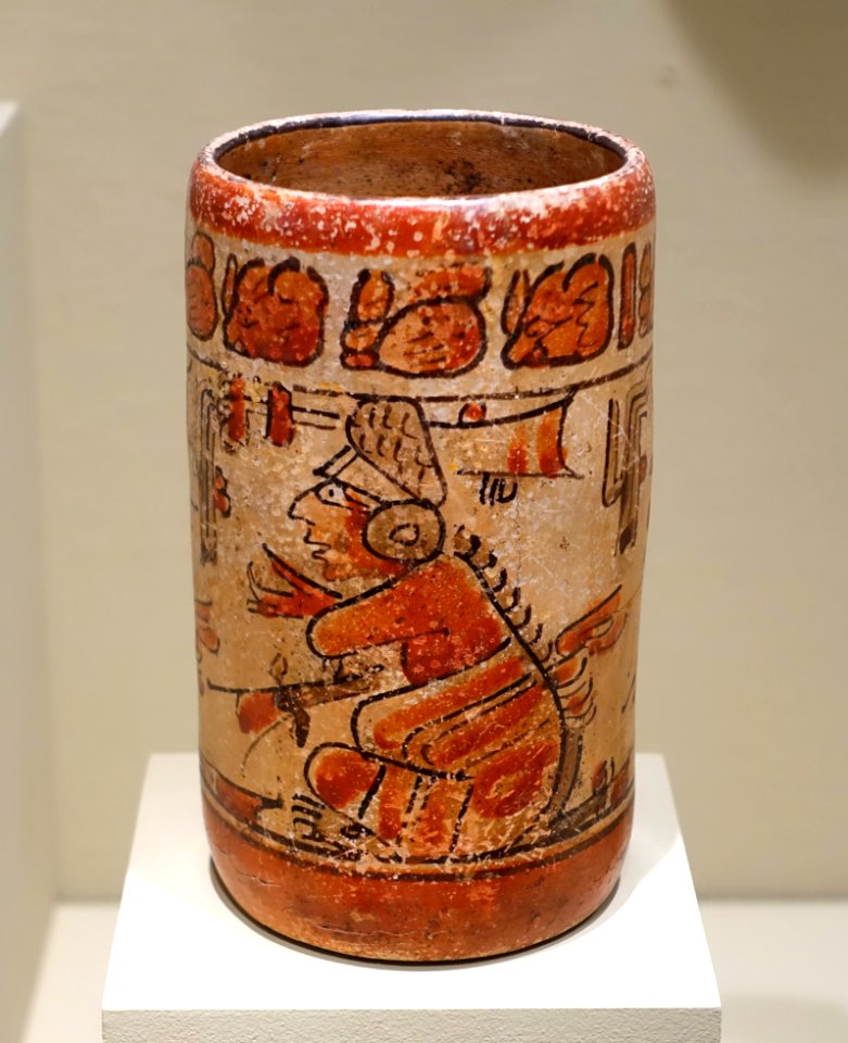 Cylinder vase with seated lord, Maya, ceramic, polychrome slip - Portland Art Museum - Portland, Oregon - DSC09165