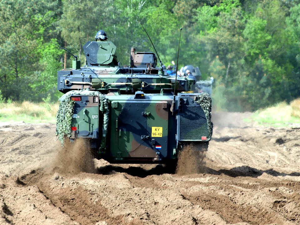 CV90 photo-013
