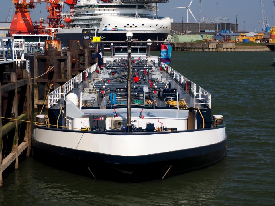 Cynthia (ship, 1993) ENI 07001733, Port of Rotterdam pic1
