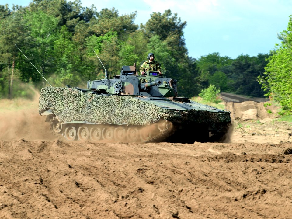 CV90 photo-017