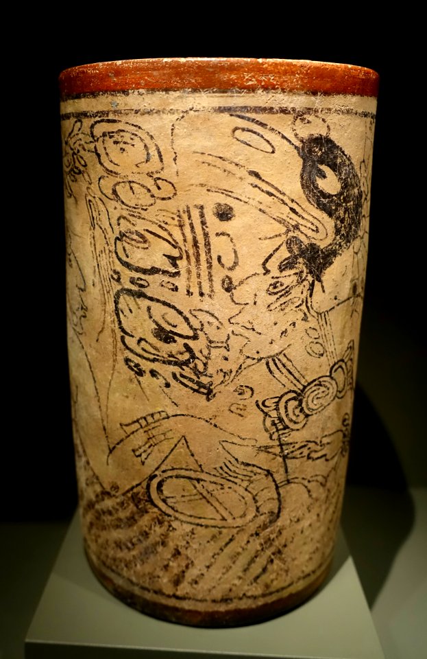Cylindrical vessel depicting swimming lords, Maya, southern Maya lowlands, Mexico or Guatemala, Late Classic period, c. 600-900 AD, ceramic - Dallas Museum of Art - DSC04647