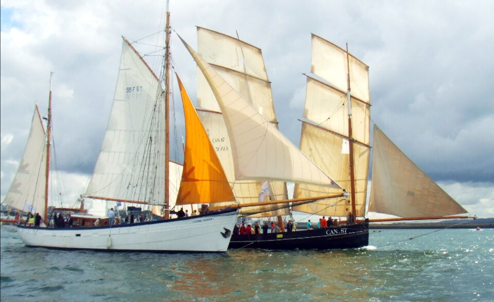 Sailboat former brest