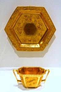 Cup and saucer, China, likely given by Kangxi to George II of Great Britain, late 1600s, gold - Peabody Essex Museum - DSC07312