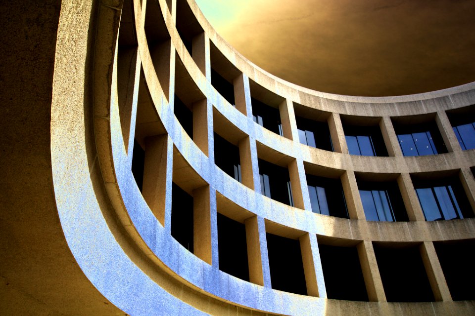 Curved Walls (206712141)
