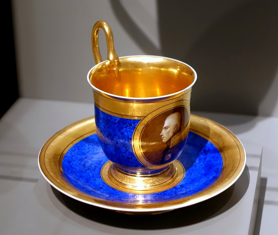 Cup and saucer, Berlin Porcelain Factory, c. 1800-1813, hard-paste porcelain - Wadsworth Atheneum - Hartford, CT - DSC05513