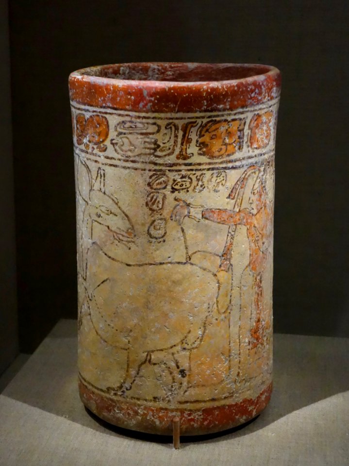 Cylinder vase with lord and deer, Mexico, Central Maya area, Maya, 600-800 AD, earthenware and pigment - De Young Museum - DSC00632