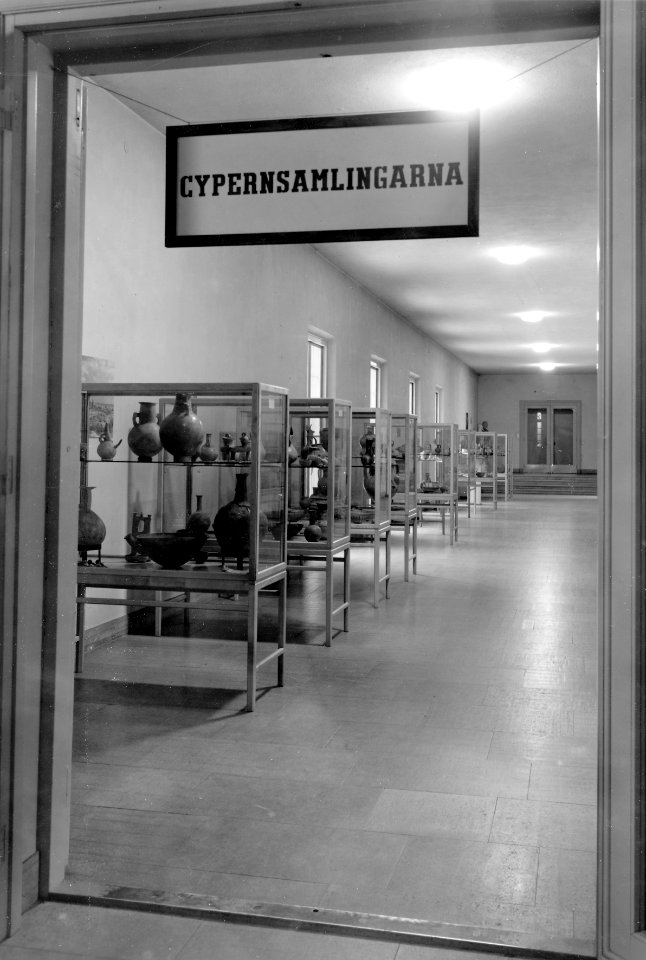 Cypernutsällningen,Historiska museet, Stockholm. Sverige - SMVK - C09418