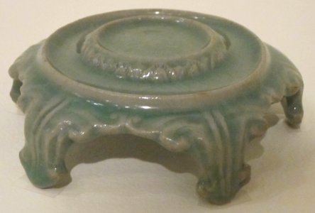 Cup stand from Korea, Koryo, early 12th century, stoneware with celadon glaze, Honolulu Museum of Art I