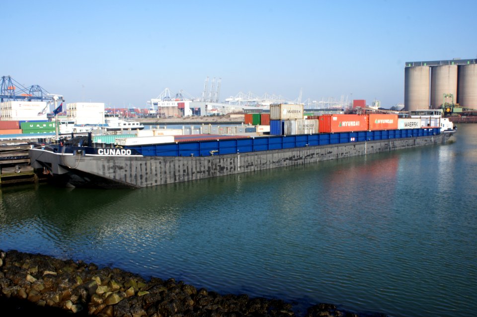 Cunado ENI 06002246, Hartelhaven, Port of Rotterdam, pic3