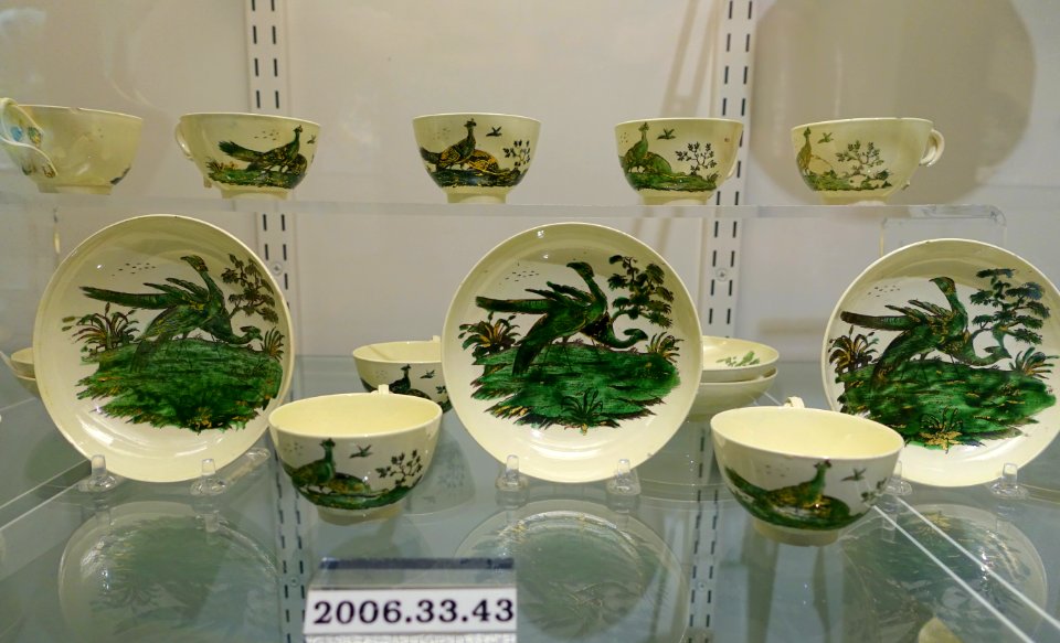 Cups and saucers with Liverpool Birds design, Staffordshire, England, c. 1775, creamware, overglaze enamels, gilt, HD 2006.33.43 - Flynt Center of Early New England Life - Deerfield, Massachusetts - DSC04754