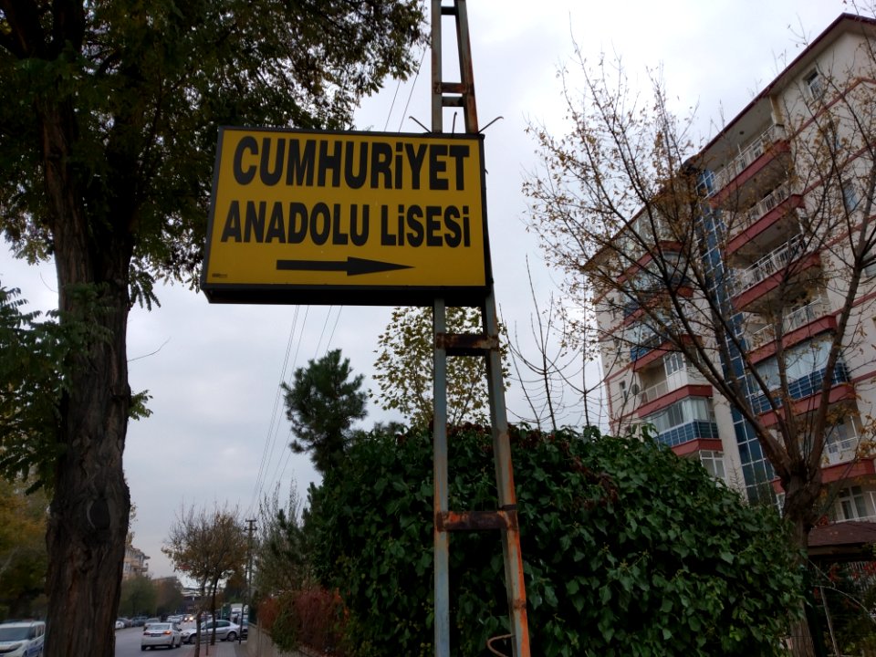 Cumhuriyet Anadolu Lisesi levhası Konya 02