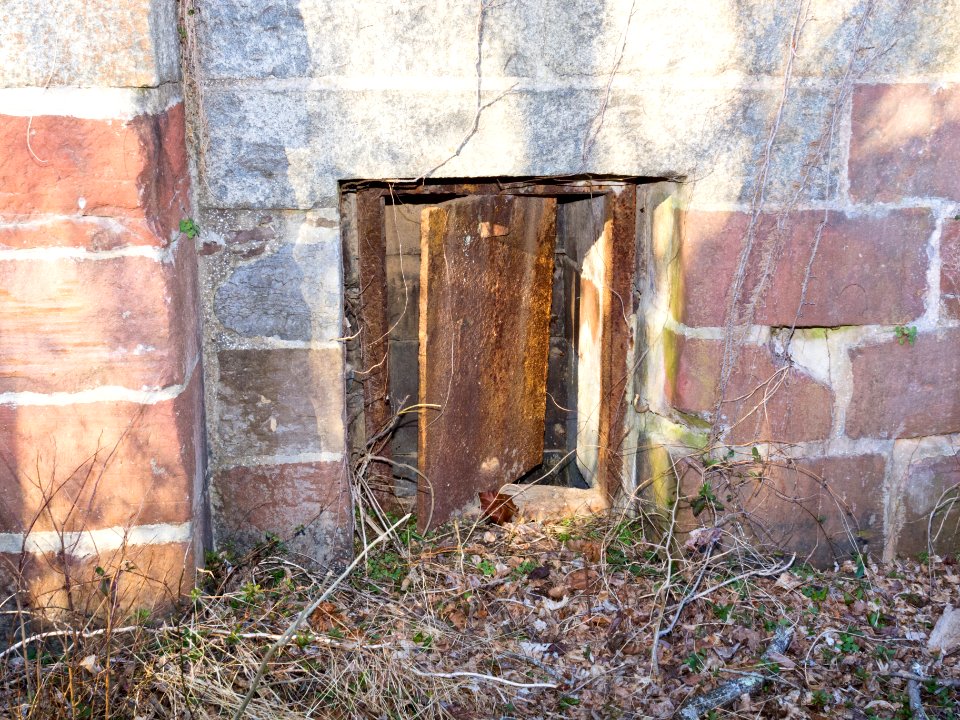 Culvert Lock Valve Violettes Lock detail another view