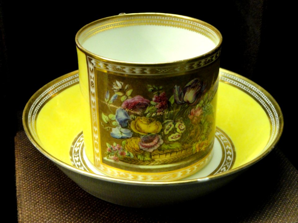 Cup and saucer, c. 1794-1795, William Duesbury II & Co., Derby, England, decorator John Brewer, bone ash soft-paste porcelain, overglaze enamels, gilding - Gardiner Museum, Toronto - DSC00807
