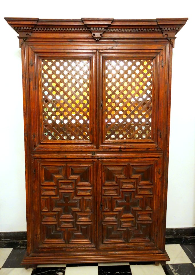 Cupboard, Castile, late 17th century AD, pine - Museo Nacional de Artes Decorativas - Madrid, Spain - DSC07983