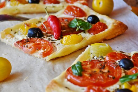 Yellow olives cream