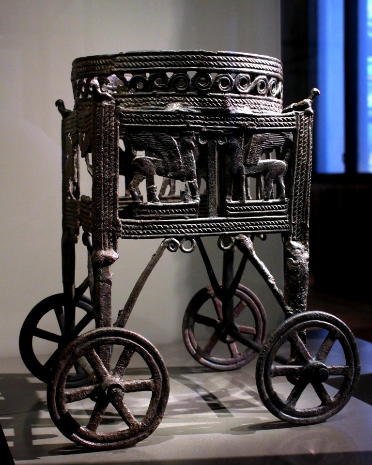 Cypriot wheeled stand for a cauldron Neues Museum 26042018 1