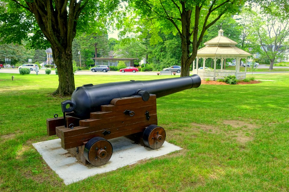 Cyrus Alger & Co. Cannon No. 494 56. 3. 25 - Hudson Town Common - Hudson, New Hampshire - DSC07474
