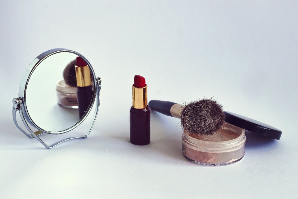 Cosmetic brush rearview mirror makeup