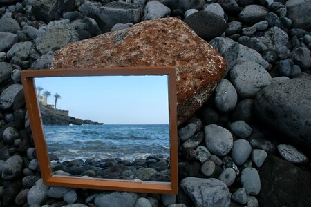 Sea coast viewing
