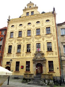 Dąmbski Palace in Toruń 01