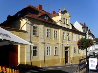Děkanství - Teplice Zámecké náměstí 71 D