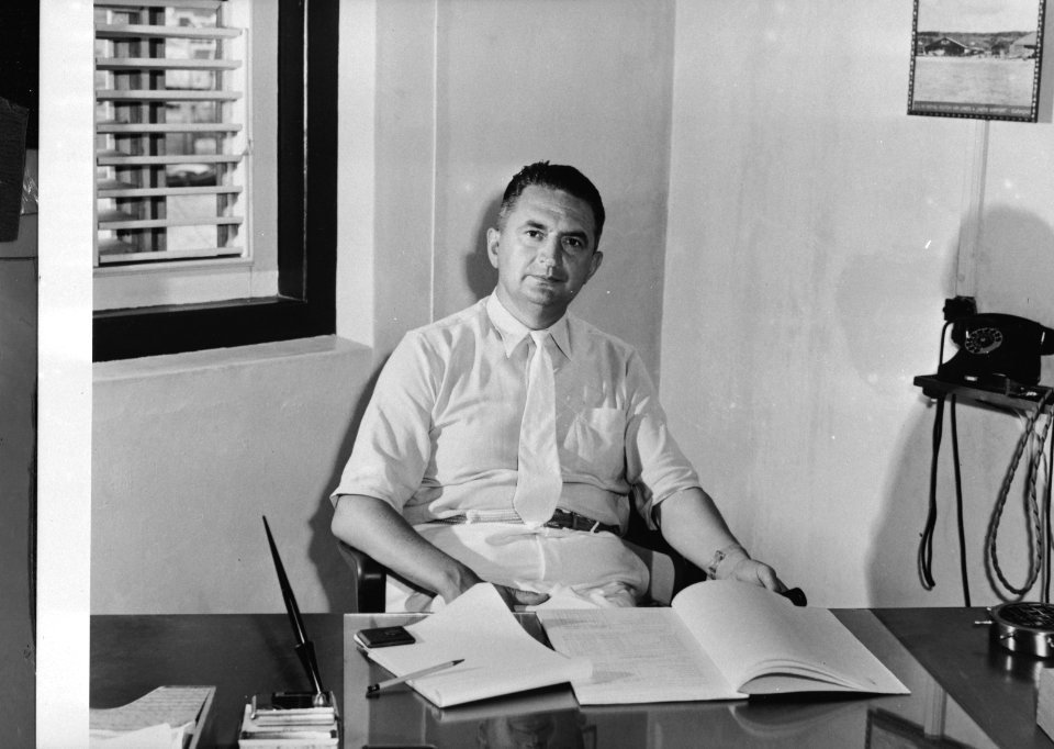 D. IJsselstijn, directeur van de KLM op Curaçao, Bestanddeelnr 935-1000