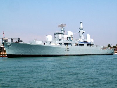 D23 HMS Bristol, Portsmouth, UK photo