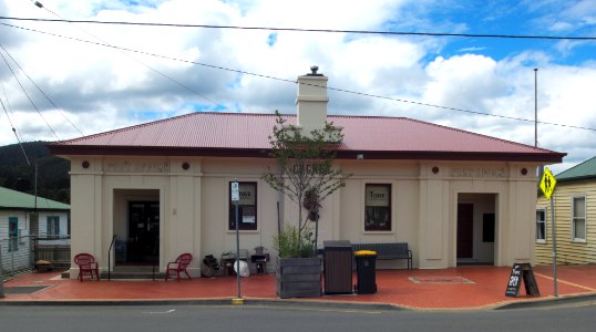 Cygnet post office 20201114-015