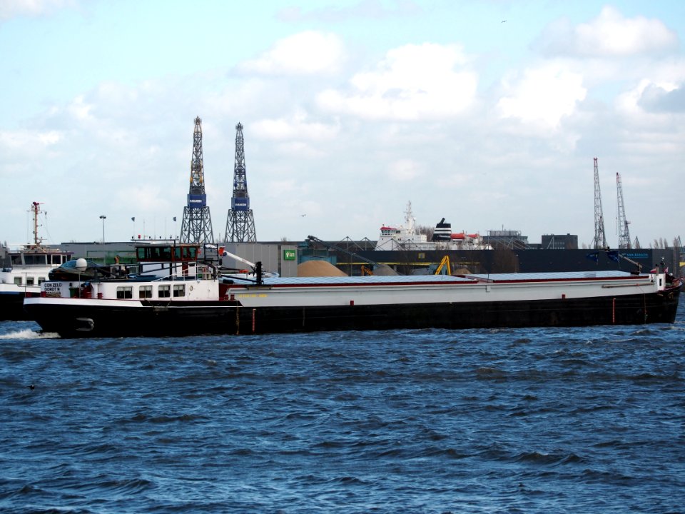 Con Zelo, ENI 02315789, Noordzeekanaal, Port of Amsterdam, pic3