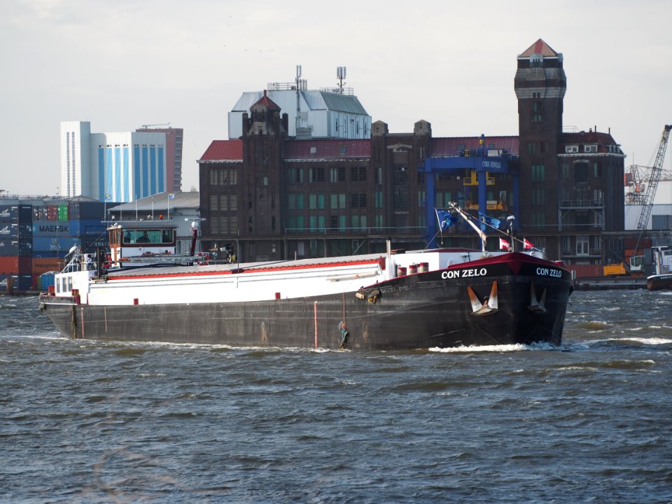 Con Zelo, ENI 02315789, Noordzeekanaal, Port of Amsterdam, pic1