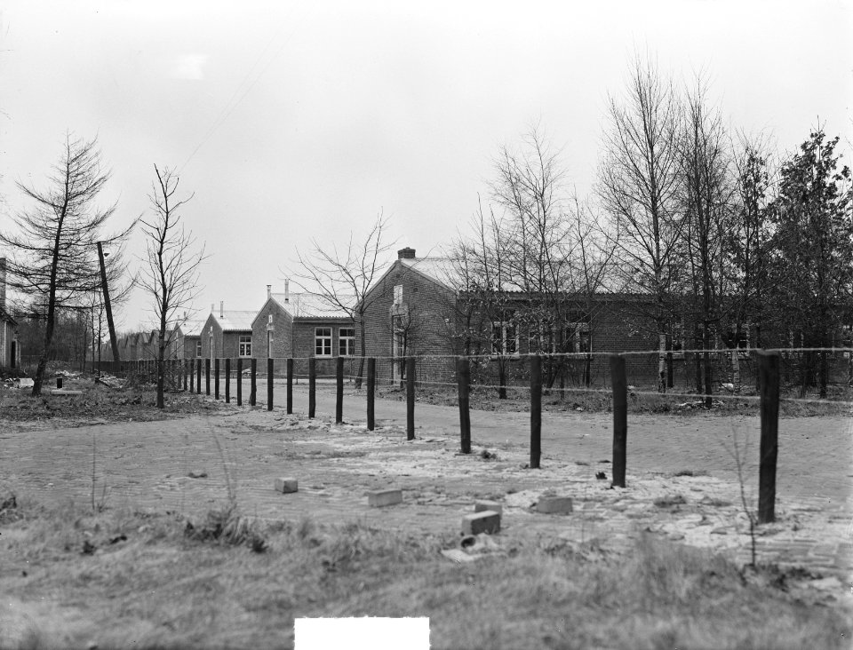 Concentratiekamp Lunetten bij Vught voor opvang Ambonezen, Bestanddeelnr 904-4682