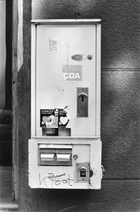 Condoomautomaat, opdracht Volkskrant, Bestanddeelnr 929-8506