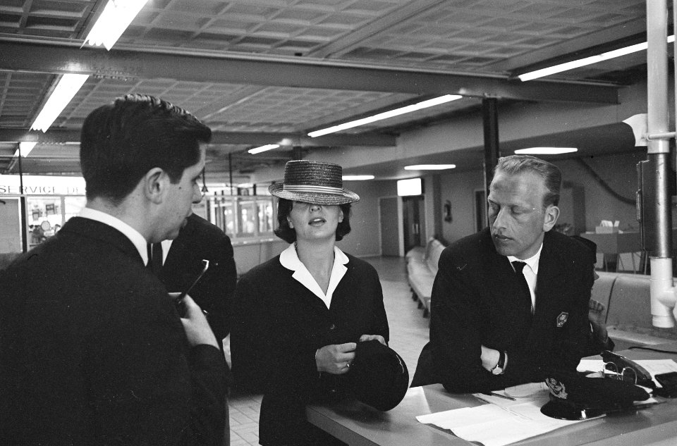 Concertgebouw-orkest op Schiphol uit Wenen, Bestanddeelnr 914-0095