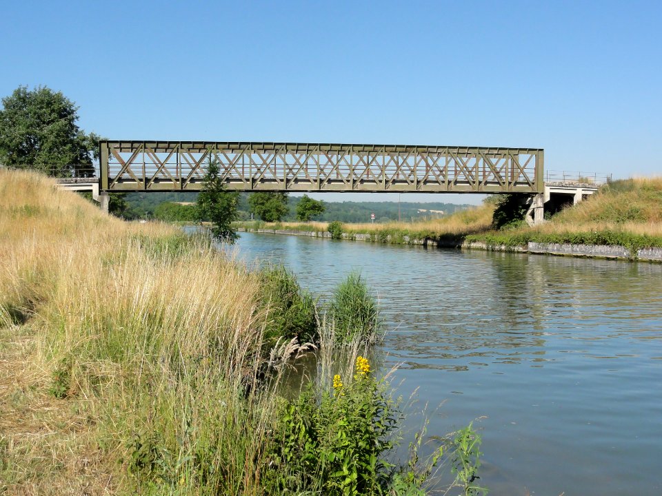 Concevreux (Aisne) pont du canal latéral à l'Aisne