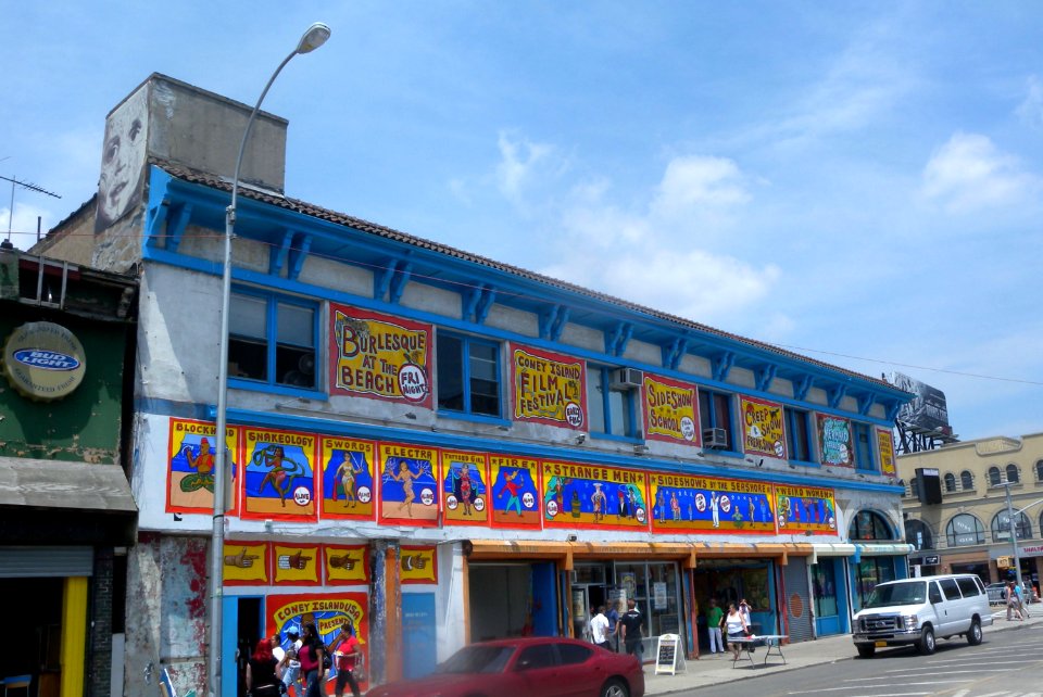 Coney Island USA east sunny jeh