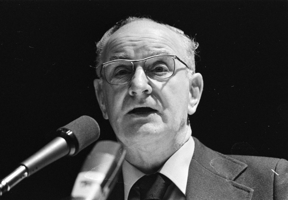 Congres Europese Metaalbewerkers Bond in RAI, Amsterdam Hugh Scalon , president, Bestanddeelnr 929-1808