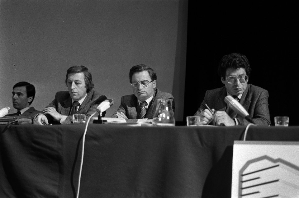 Congres Haagse machten, de toekomst van onze parlementa democratie in VU, Amst, Bestanddeelnr 930-7762
