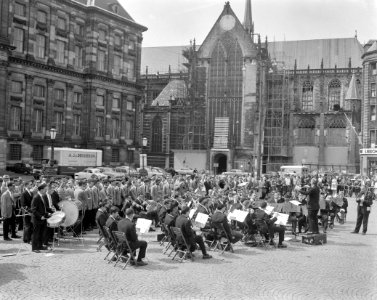 Concert op de Dam tijdens bezoek aan Amsterdam, Bestanddeelnr 914-0360