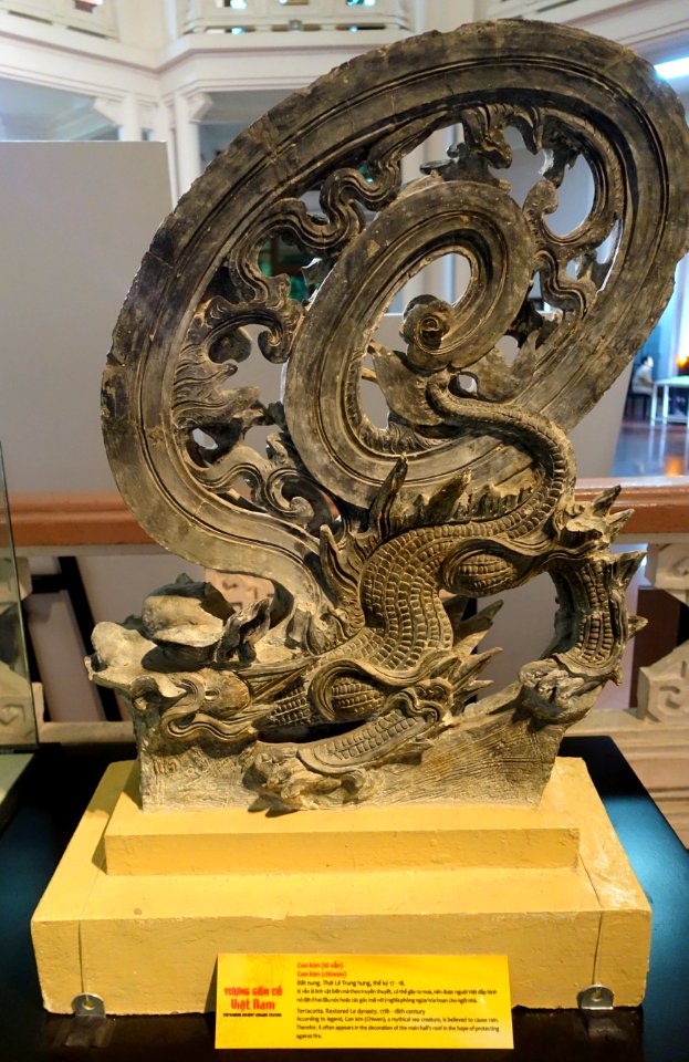 Con kim (chiwhen), Restored Le dynasty, 17th-18th century AD, terracotta - National Museum of Vietnamese History - Hanoi, Vietnam - DSC05467