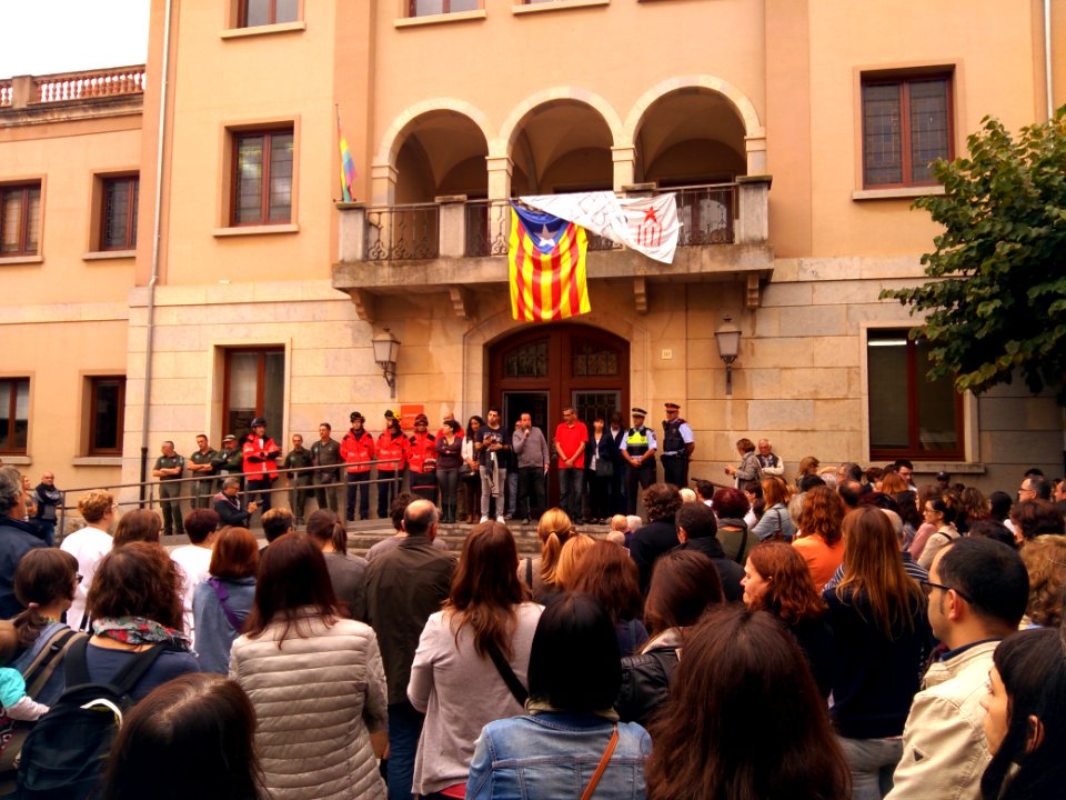Concentració 3 d'Octubre a la Bisbal d'Empordà