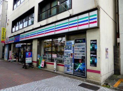 COMMUNITY STORE Nagoya station south store