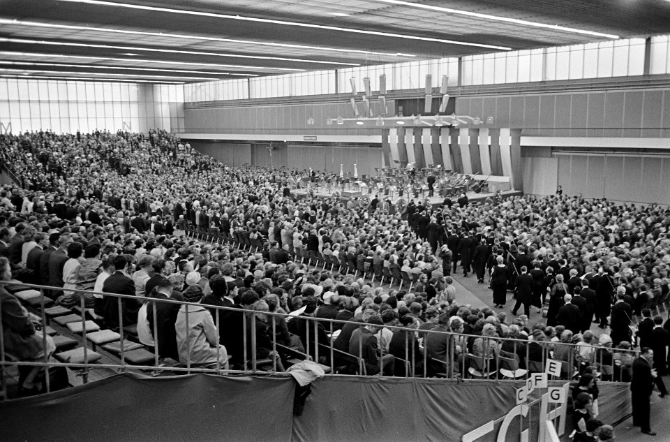 Concertgebouworkest in de RAI, overzicht van de uitverkochte zaal, Bestanddeelnr 917-9300