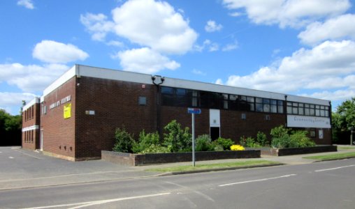 Community Centre (home of Woking Vineyard Church), Sundridge Road, Old Woking (June 2015) (1)