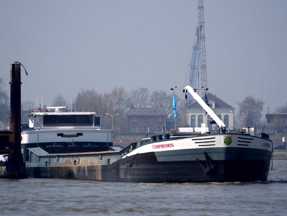 Compromis - ENI 02324640, Waal rivier, The Netherlands