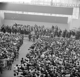Concert van het Concertgebouworkest in de RAI Mensenmenigte, Bestanddeelnr 912-6090