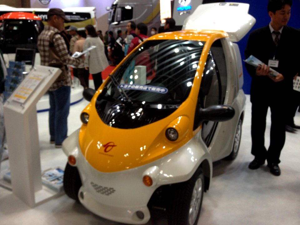 COMS B-COM front - Tokyo Motor Show 2013