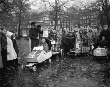 Concours d'Élegance voor zeepkisten in de Jordaan, Bestanddeelnr 909-9453