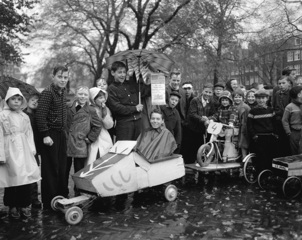 Concours d'Élegance voor zeepkisten in de Jordaan, Bestanddeelnr 909-9455