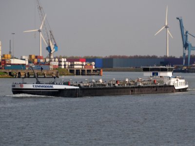 Commodore - ENI 02331062, Hartelkanaal, Port of Rotterdam
