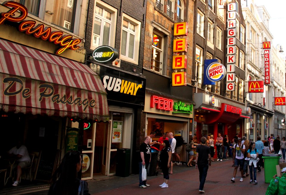 Concurrentei Mc Donalds Burger King Subway FEBo